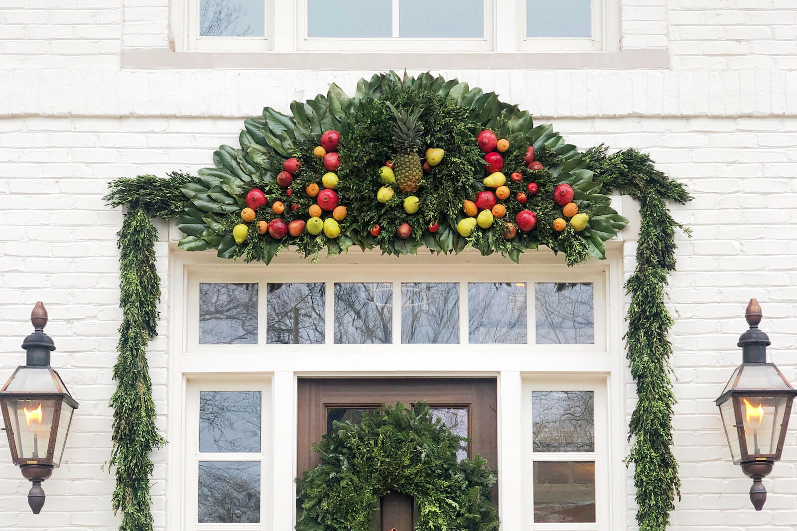 Holiday Tradition: A DIY Fruit Fan Tutorial with Mary Spotswood Underwood