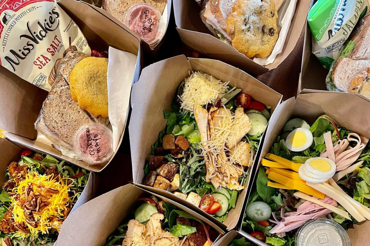 Where to Get Box Lunches for Spring + Summer