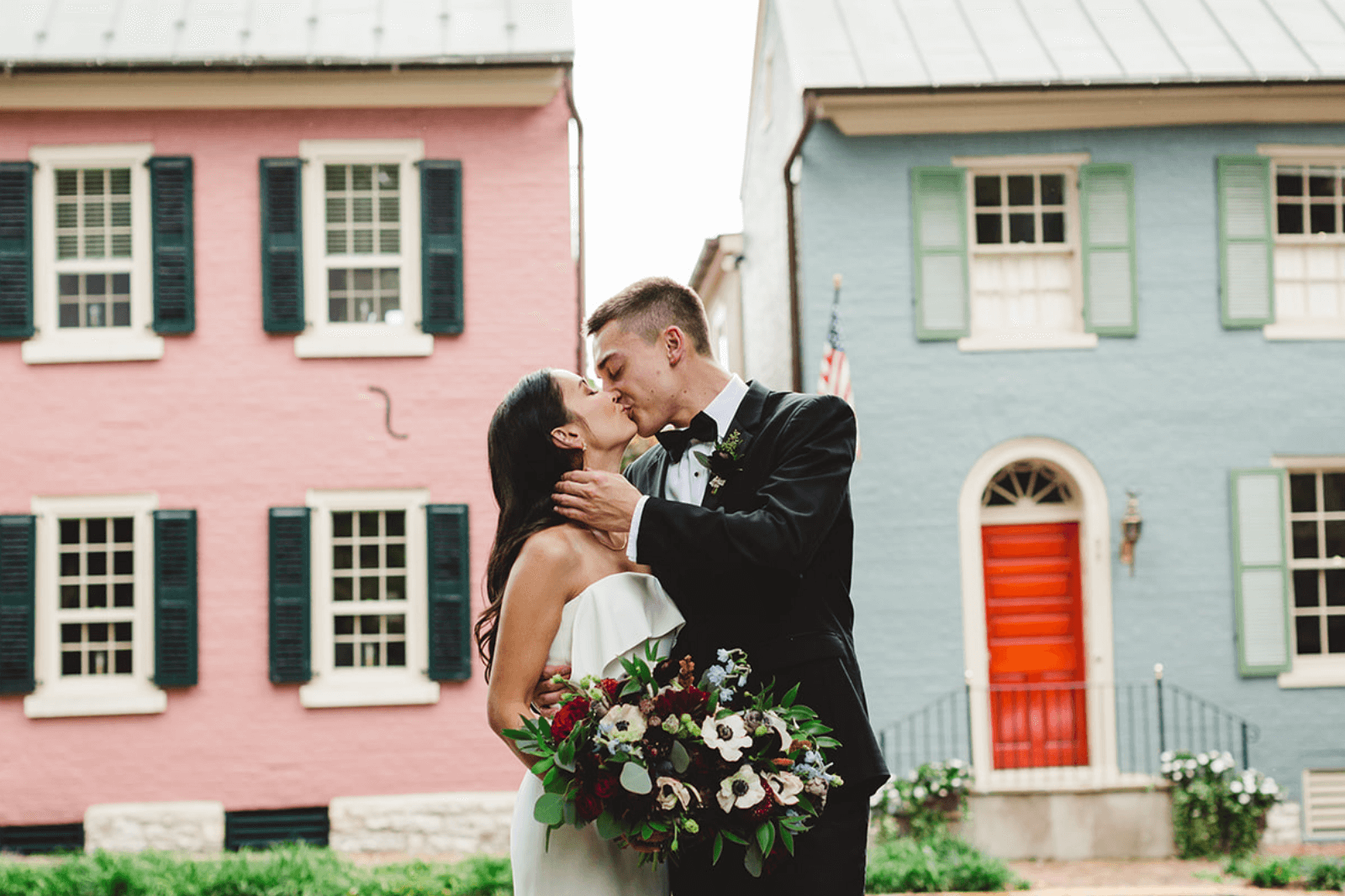 We’re Smitten With This Elegant Lexington Bride